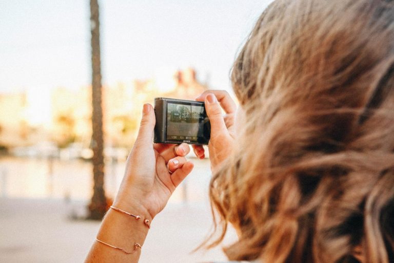 best point and shoot camera under 300